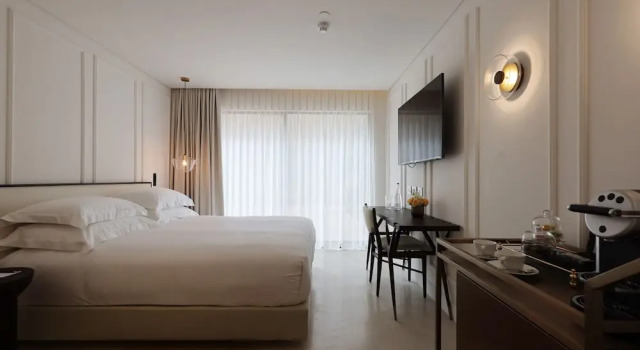 Двухместный номер Superior Theatron Jerusalem Hotel & Spa - MGallery Collection