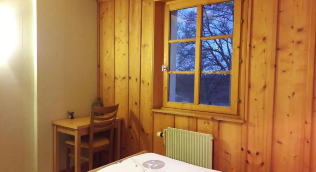 Standard Doppel Zimmer mit Blick auf den Park Domaine du Bugnon