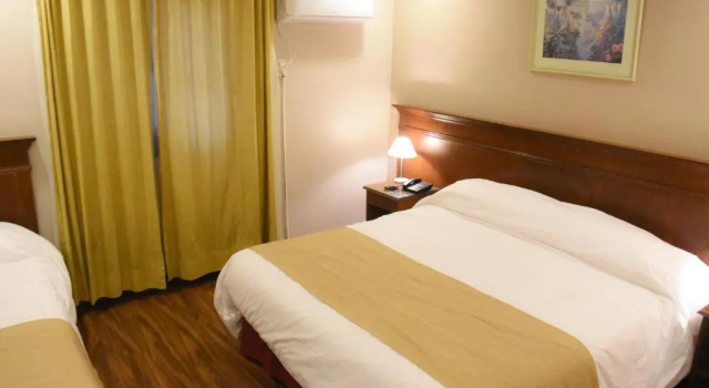 Трёхместный номер Standard Ritz Hotel Mendoza