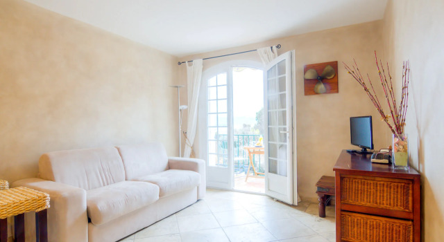 Apartment Les Carles by Interhome, Забронировать Апартаменты/квартира Апартаменты Сен-Тропе, рядом с Chapelle Ste-Anne, Апартаменты/квартира