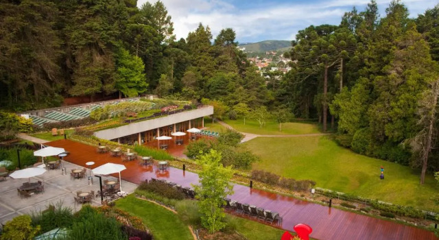 Люкс с балконом Grande Hotel Campos do Jordao