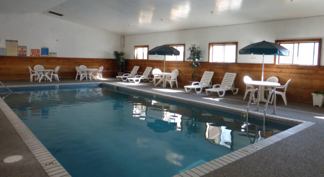Super 8 Roseville Mpls St Paul Area