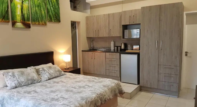 Студия Studio on Bourdeaux