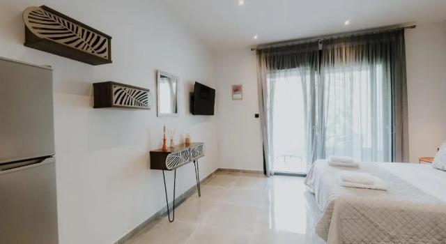 Pearl Apartel A1, Book Hotel Volos 