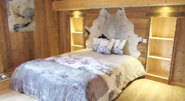 Chalet With 4 Bedrooms in Le Biot, With Wonderful Mountain View, Furnished Garden and Wifi - 10 km From the Slopes, Забронировать Шале Виллы Овернь-Рона-Альпы, Вилла