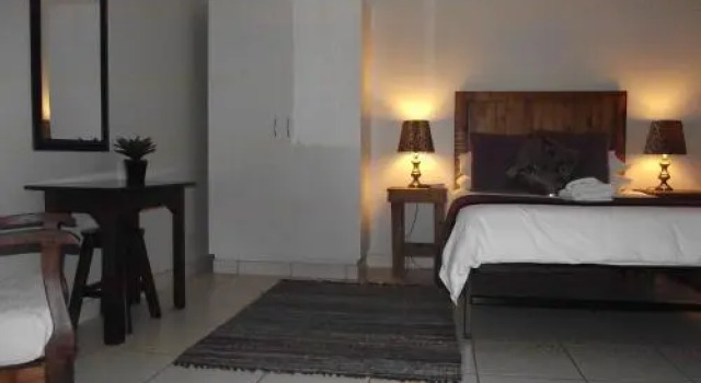 De Nachtuilen Guesthouse, Забронировать Отель Отели Апингтон с бассейном, рядом с Kalahari Mall, Бассейн