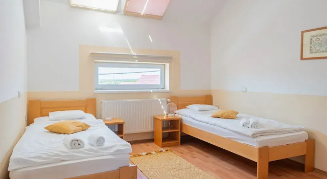 Двухместный номер Standard с видом на внутренний двор OÁZIS Hotel***