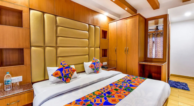 Номер Deluxe FabHotel Clock View