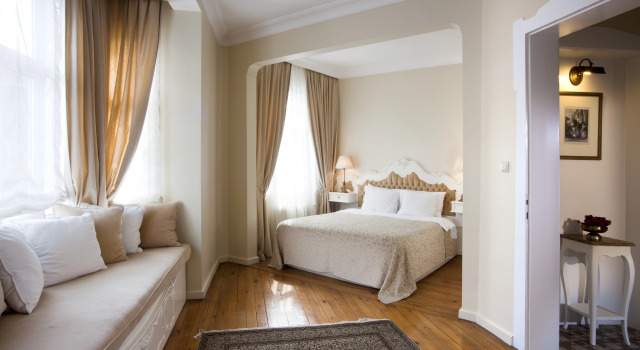 Hotel Sari Konak