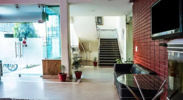 Hotel Palm Tree Palam Vihar, Забронировать Отель Гургаон 