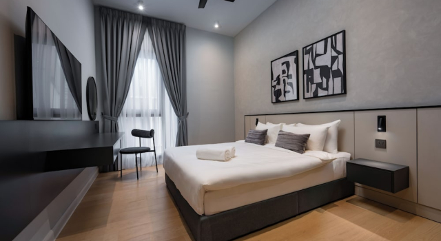 Двухместный номер Standard с видом на город Isola KLCC By Feel Home