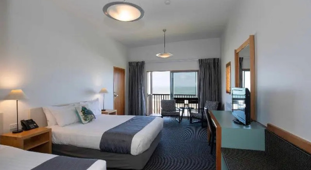Трёхместный номер Grand с балконом и с красивым видом из окна Scenic Hotel Punakaiki
