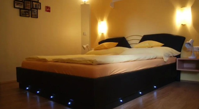Ferienwohnungen Schiller, Prenota Hotel Landskron Dobratsch