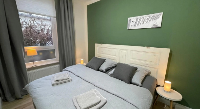 Ferienwohnungen Am Weserdeich, Book Hotel Bremerhaven Bremen, near Puppet Theater