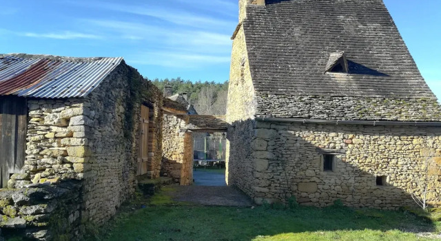 Gîte Les Combes Montignac Lascaux, Забронировать Отель Отели Монтиньяк с бассейном, Бассейн