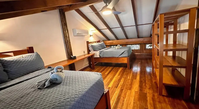 Люкс Bocas Beachfront Lodge
