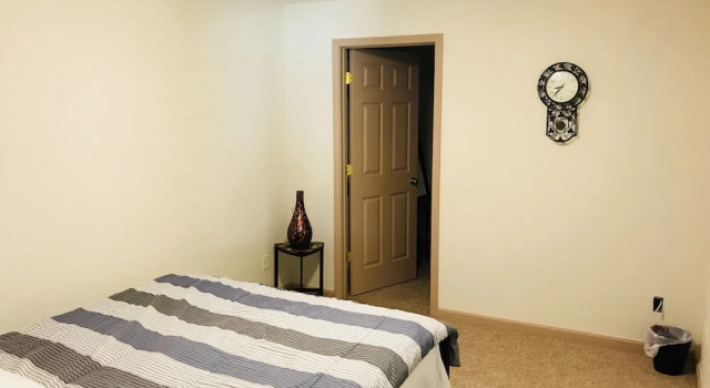 New Albany 3 BR Walkout Apartment, Prenota Appartamento Sellersburg Indiana