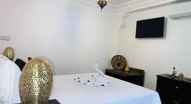 Riad Hajar, Забронировать Отель Отели Марракеш-Тенсифт-Эль-Хауз с бассейном, Бассейн
