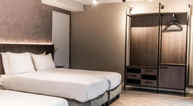Трёхместный номер Comfort Sandton Eindhoven Centre - hotel Eindhoven city centre with private parking