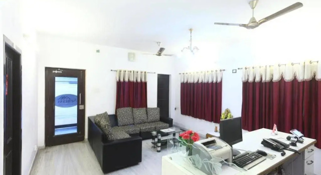 OYO Rooms T Nagar Off Pondy Bazaar, Забронировать Отель Отели штата Тамилнада с завтраком, Завтраки