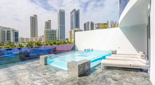 Вилла Grand Luxe Dubai Marina 3Flr 4BR w Pool Sauna