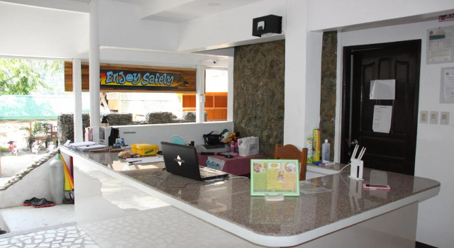 Palangan Bayview Beach Resort, Rezerwuj Ośrodek wypoczynkowy Hotele w Puerto Galera z basenem, Basen