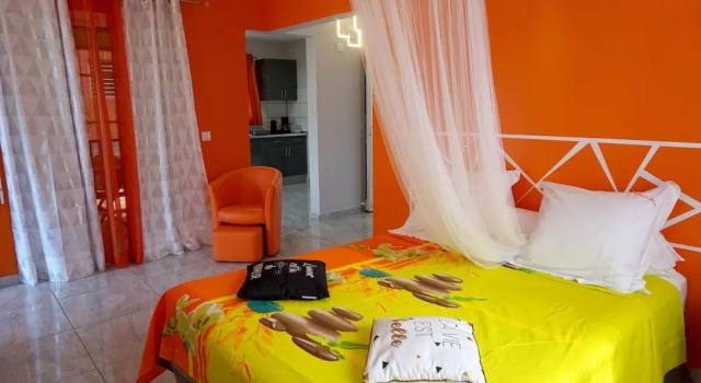 Apartment With one Bedroom in Deshaies, With Shared Pool, Enclosed Garden and Wifi - 900 m From the Beach, Rezerwuj Apartament Deshaies Basse-Terre