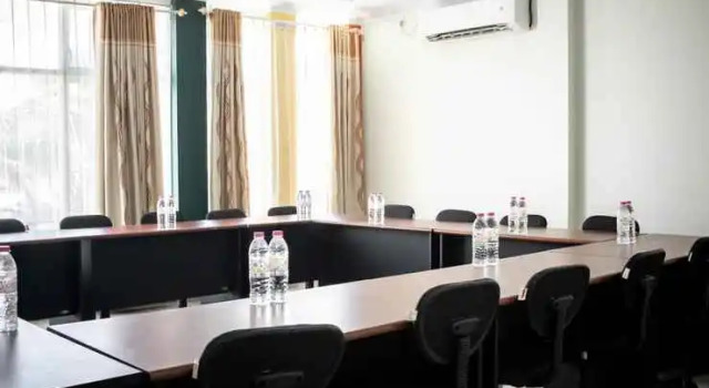 Pondok Garuda Guest House, Prenota Affittacamere Hotel a Sulawesi con parcheggio, Parcheggio