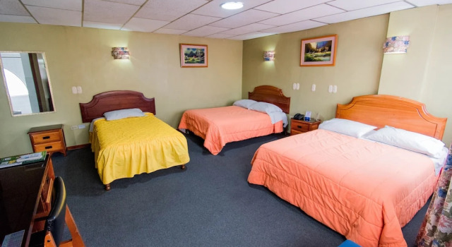 Standard Dreier Zimmer mit Balkon Grand Hotel Loja