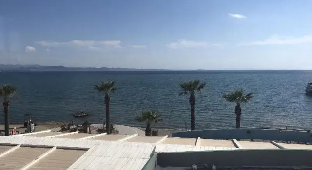 Standardowy trzyosobowy pokój i balkonem Ozsoy Hotel