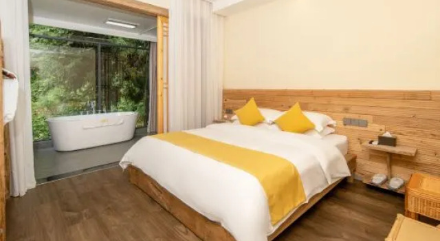 Люкс Yehou Qi Homestay (Yaan Mengding Mountain Town Branch)