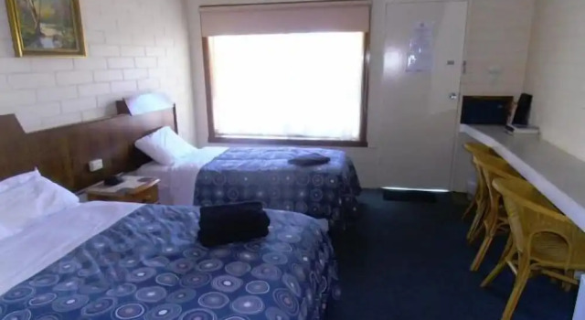 Opal Motel, Rezerwuj Motel Hotele w Gippsland ze śniadaniem, Śniadanie