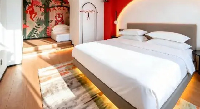 Люкс Zhongzhu Fanhua Hotel (Guiyang Guanshanhu High speed Railway North Station Branch)