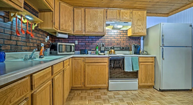 Апартаменты Charming Pioche Apartment on Main St: Near Hiking!
