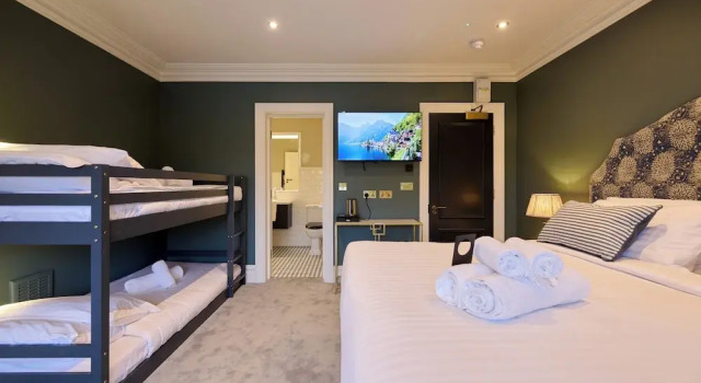 Четырёхместный семейный номер Standard The Hanbury Townhouse