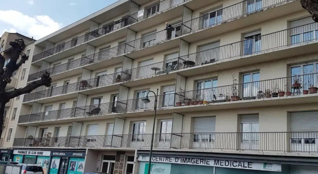 Appartement Montrond-les-Bains, 2 pièces, 2 personnes - FR-1-496-229, Rezervasyon Daire  