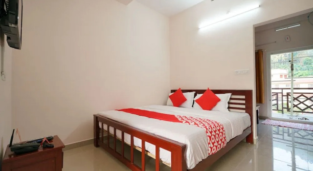 OYO 24284 Snow Lavender Resorts Mankkulam