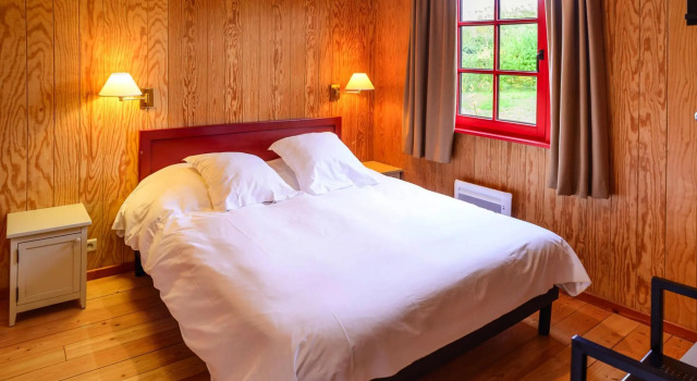 Le Domaine du Val, Grand-Laviers, Wooden house for 4 pers.