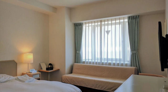 Номер Economy Hotel Harbour Yokosuka