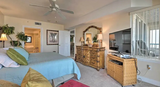 Апартаменты Daytona Beach Seaside Condo w/ Pools & Hot Tubs