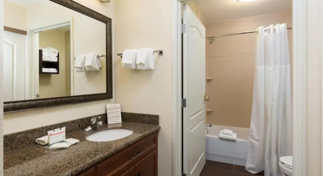 Номер Standard Staybridge Suites Sacramento-Folsom by IHG