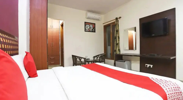 Ishita Residency by OYO Rooms