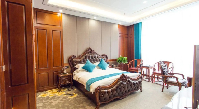 Linxia Shengxuan Hotel, Rezerwuj Hotel Hotele w Linxia z parkingiem, Parking