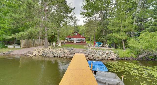 Solon Springs Getaway w/ Dock & Kayaks!