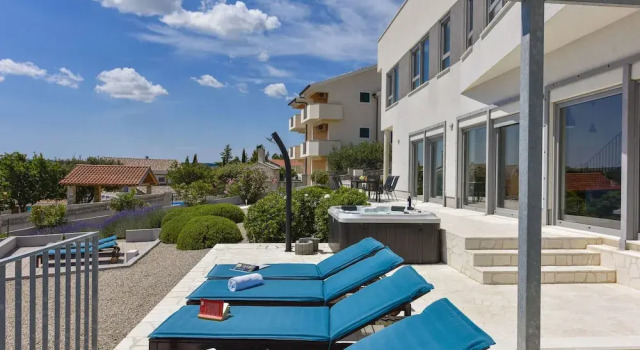 Вилла Villa Bilo Idro ZadarVillas