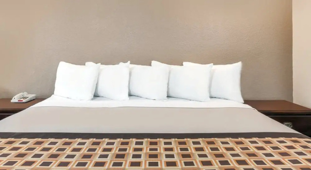Номер Standard Deluxe Inn Denton