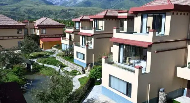 Art West Sichuan Cultural and Creative Garden (Ganzi store), Rezervovat Hotel Hotely v Garze s parkováním, Parkování