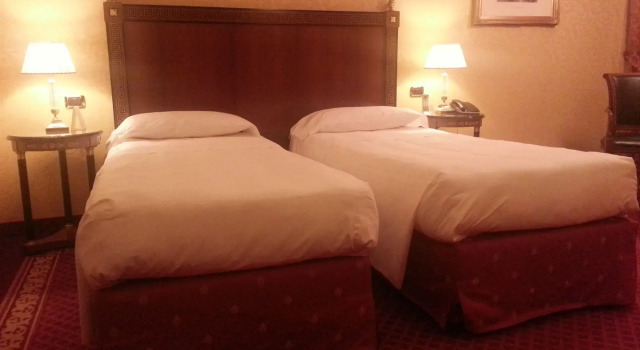 Hotel Maxim, Buchen Sie Hotel Peschiera Borromeo Lombardei