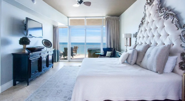 Spacious Four Bedroom With Wrap-around Balcony - Unit Tpd0901, Prenota Hotel Hotel a Alabama con piscina, Piscina