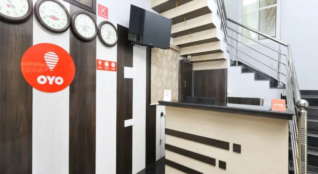 OYO 15857 Saibala Budget Hotel
